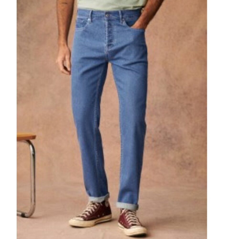 Avi Slim Jeans | Colour : Light Blue